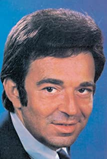 Emiliano Queiroz